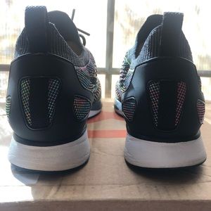 Nike Mariah Flynit Racer